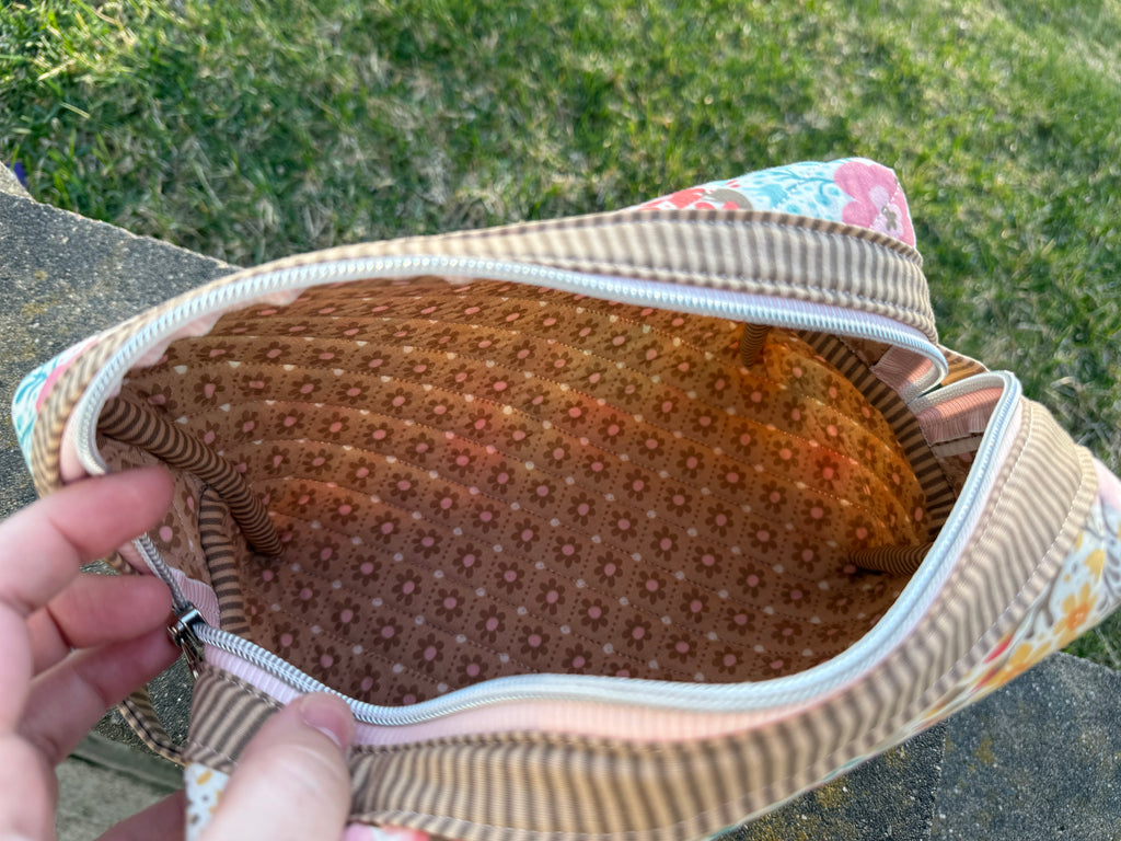 Holland Pouch